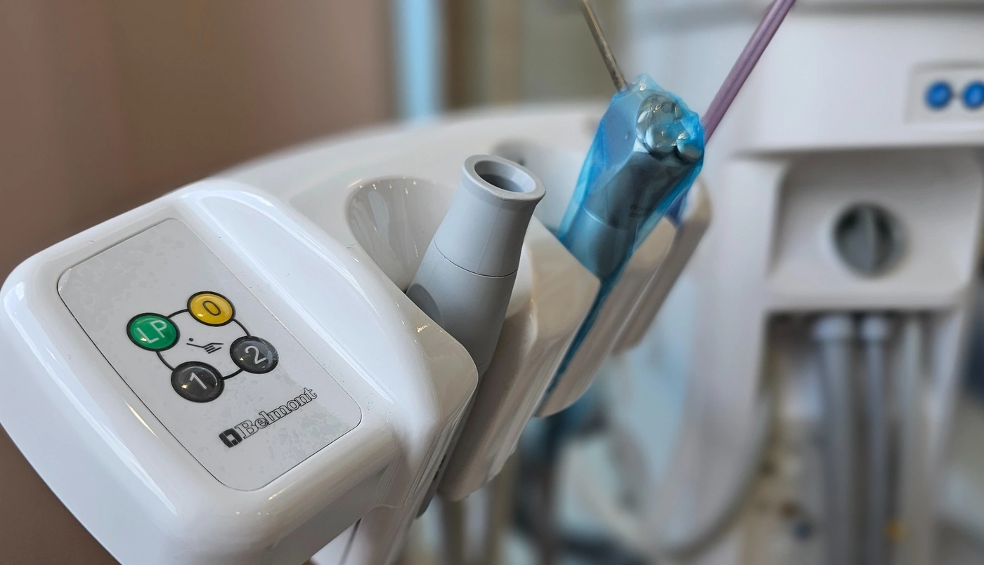 Dental unit detail